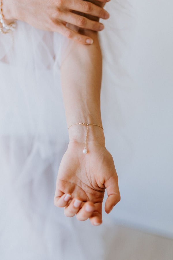 Abigail Pearl Bracelet