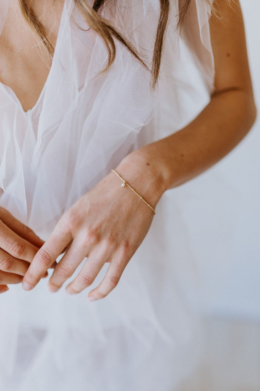 Bijou Dainty Pearl Bracelet