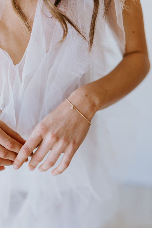 Bijou Dainty Pearl Bracelet